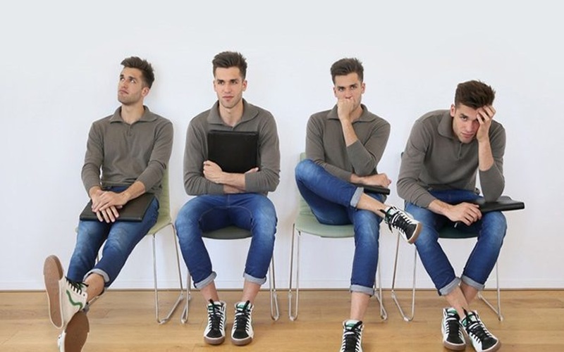 زبان بدن پاها، ایستادن و حرکت