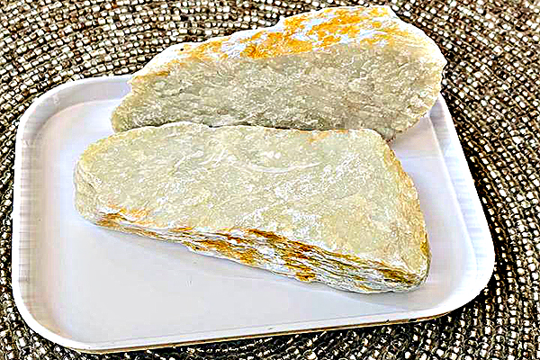 سنگ حکاکی شده