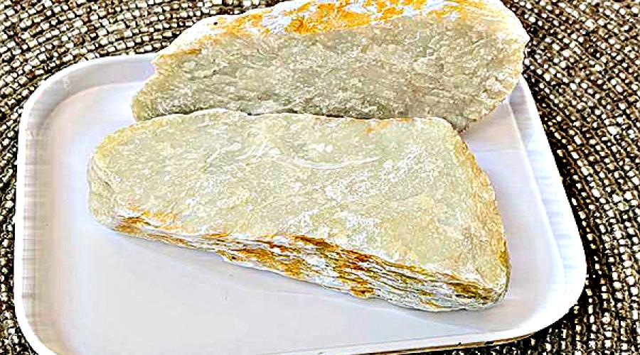 سنگ حکاکی شده